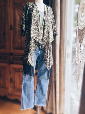 LuLaRoe Joy Fringe Duster Vest | Olive Leopard Print S NWT